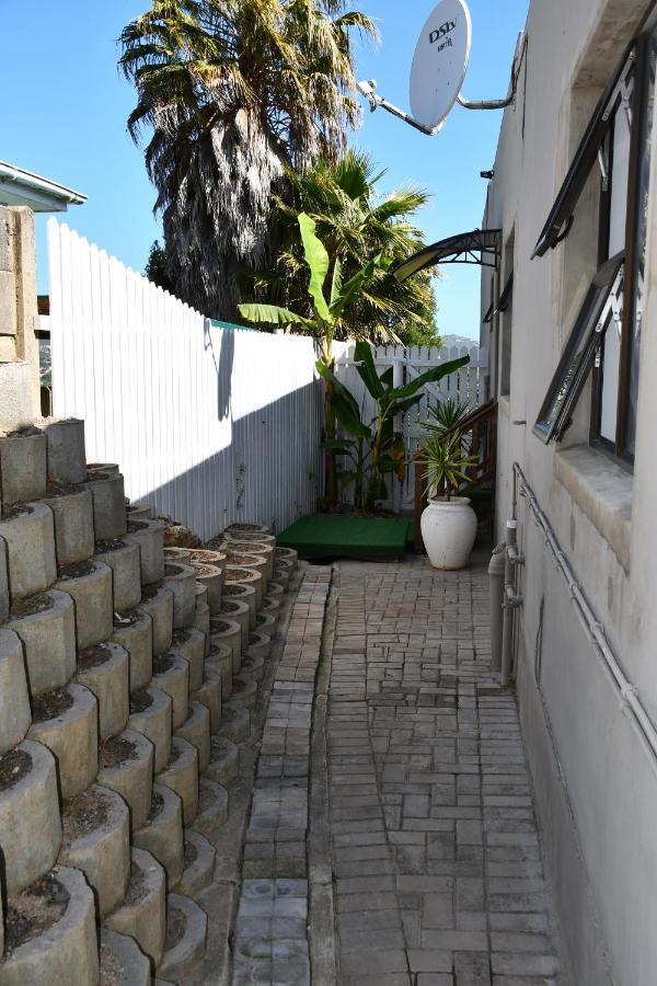 Friendz Guesthouse Knysna Eksteriør bilde