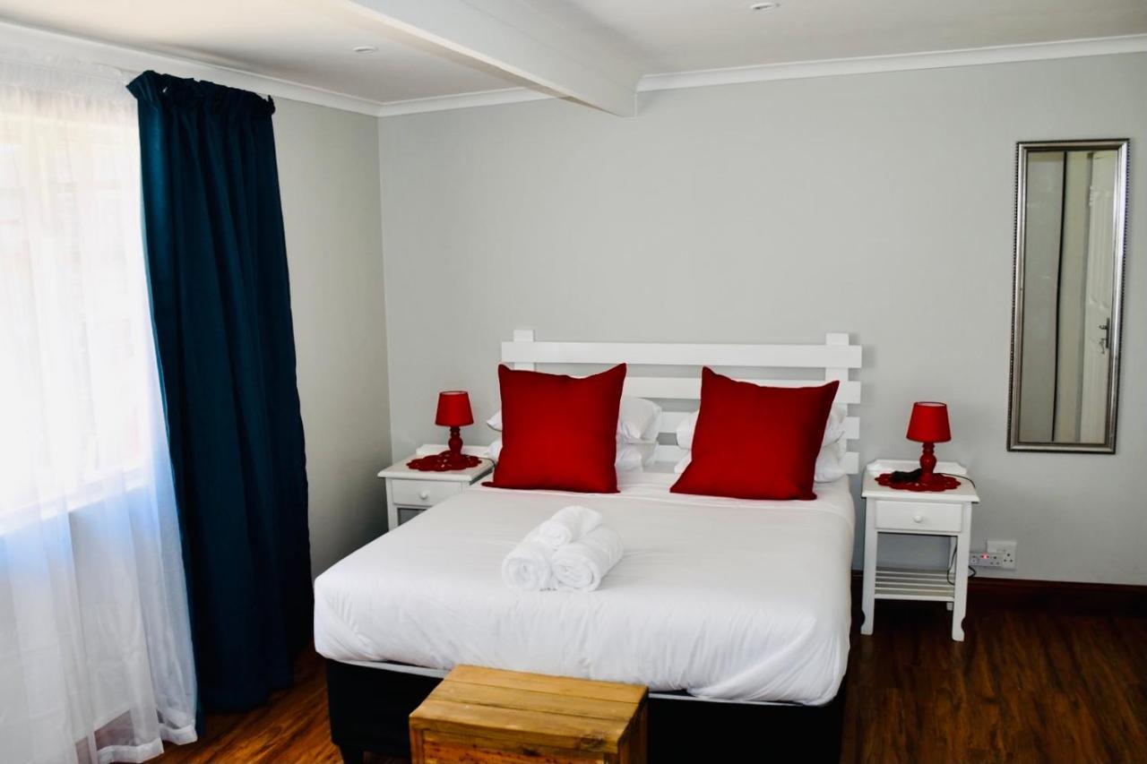 Friendz Guesthouse Knysna Eksteriør bilde