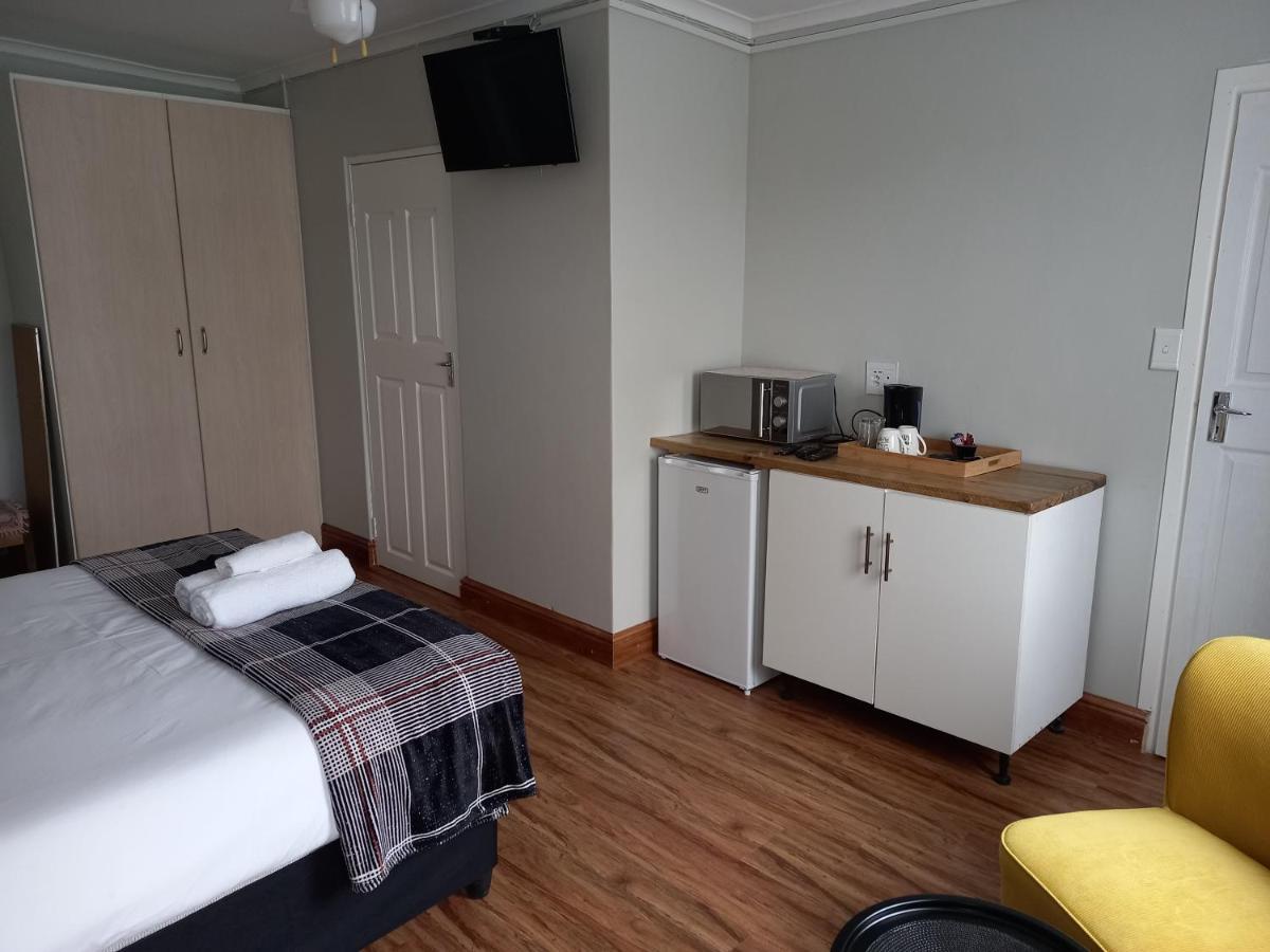 Friendz Guesthouse Knysna Eksteriør bilde